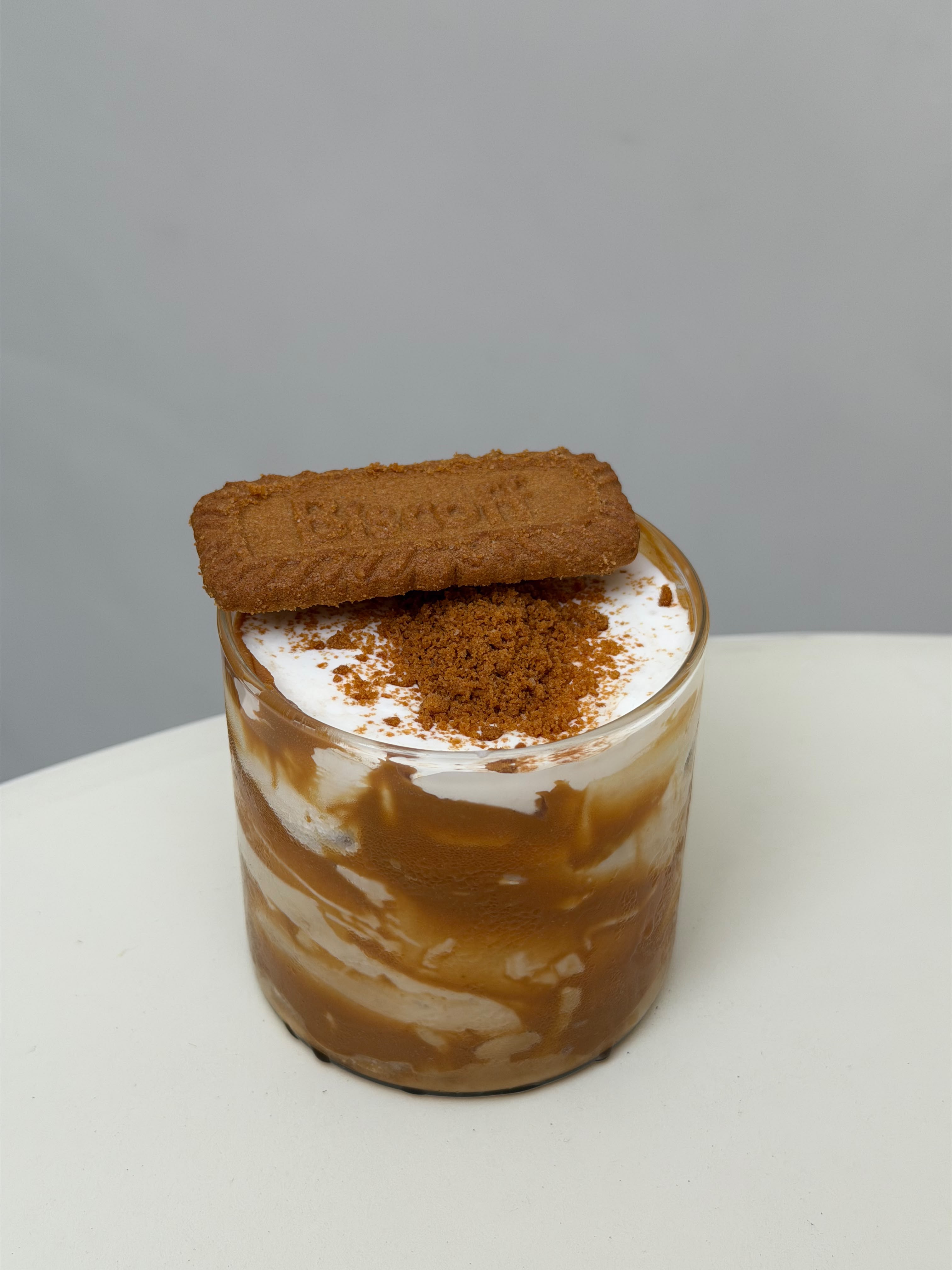 Macademia Biscoff