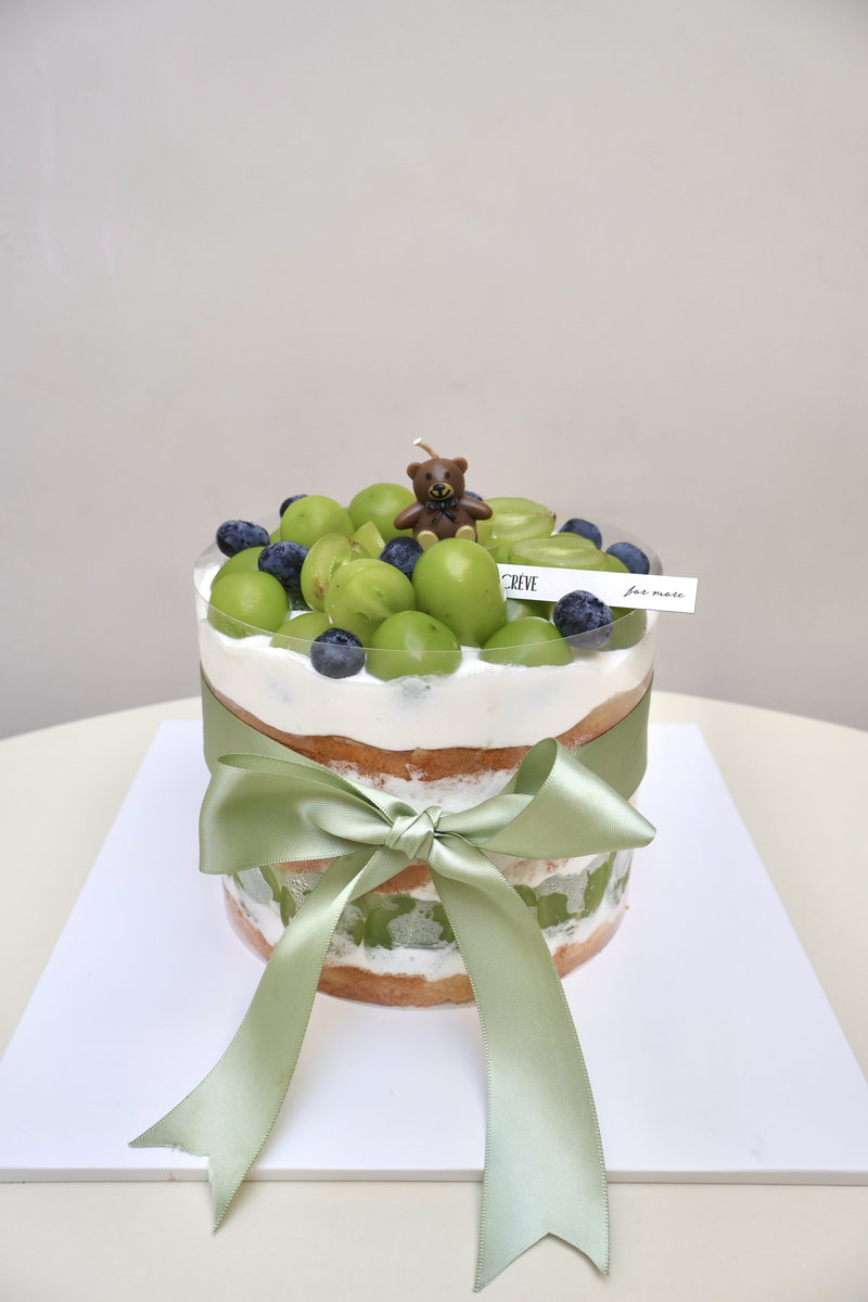 Whole Cake Grape Muscat